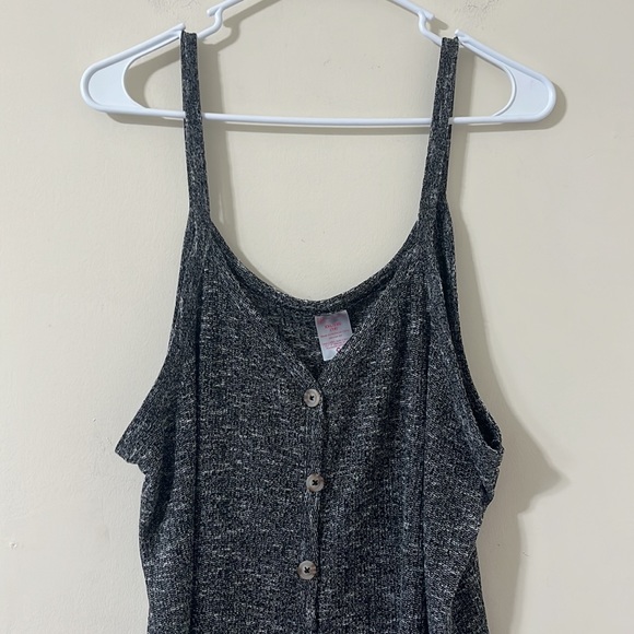No Boundaries Junior’s Rib Knit Tie Front Grey Tank Top Size XXL - Picture 3 of 7